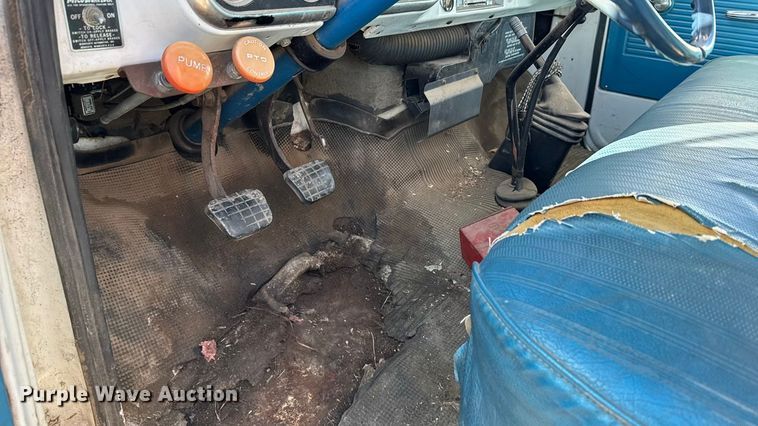 image for item FB0621 1971 Chevrolet C50 grain truck