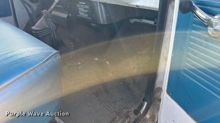 image for item FB0621 1971 Chevrolet C50 grain truck