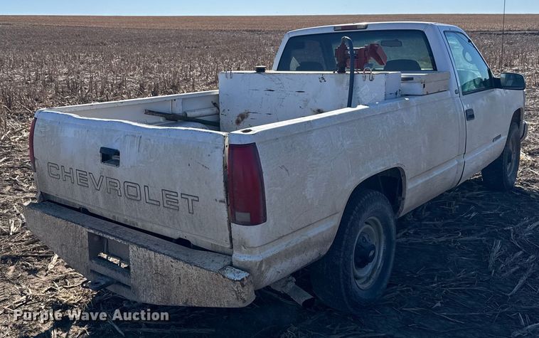 image for item FB0622 1998 Chevrolet C2500 pickup truck