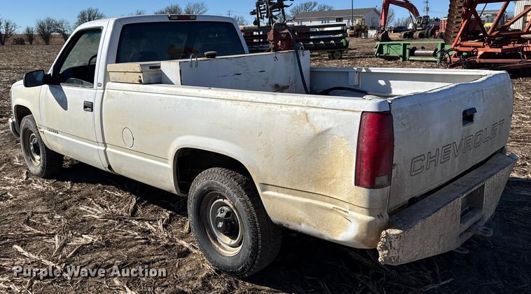 image for item FB0622 1998 Chevrolet C2500 pickup truck