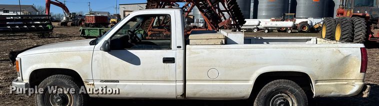 image for item FB0622 1998 Chevrolet C2500 pickup truck