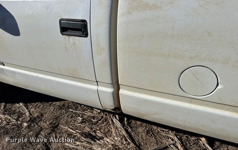 image for item FB0622 1998 Chevrolet C2500 pickup truck