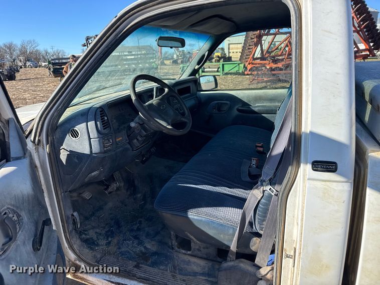 image for item FB0622 1998 Chevrolet C2500 pickup truck