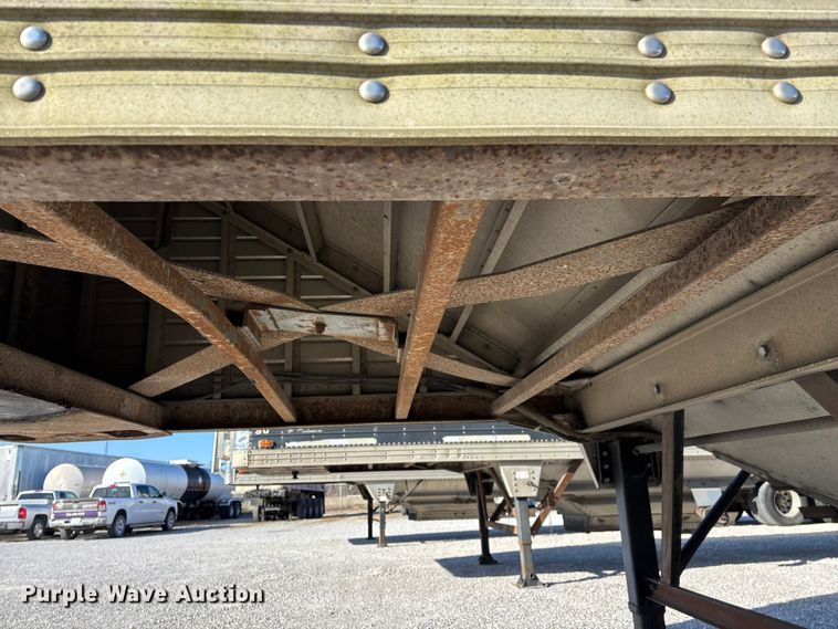 image for item FG0030 1993 Timpte grain trailer