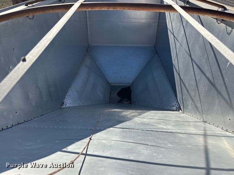 image for item FG0030 1993 Timpte grain trailer