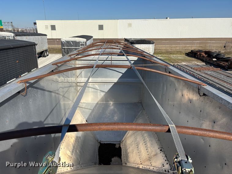 image for item FG0030 1993 Timpte grain trailer