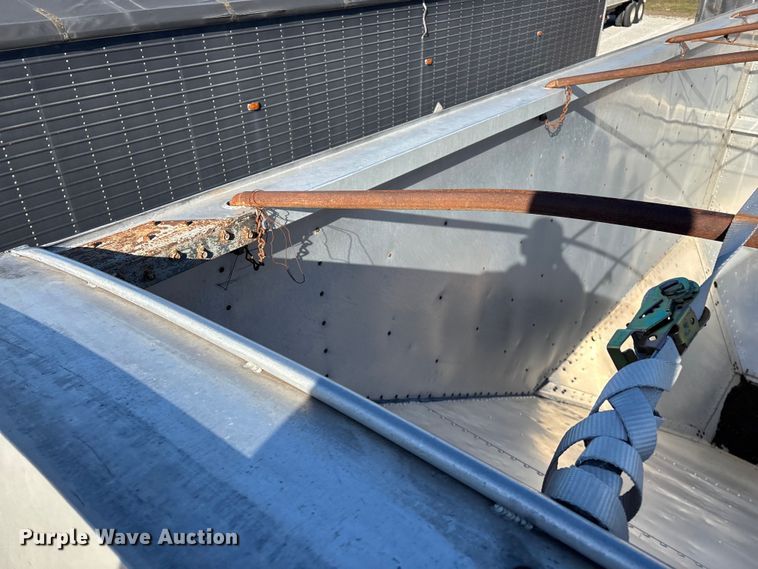 image for item FG0030 1993 Timpte grain trailer