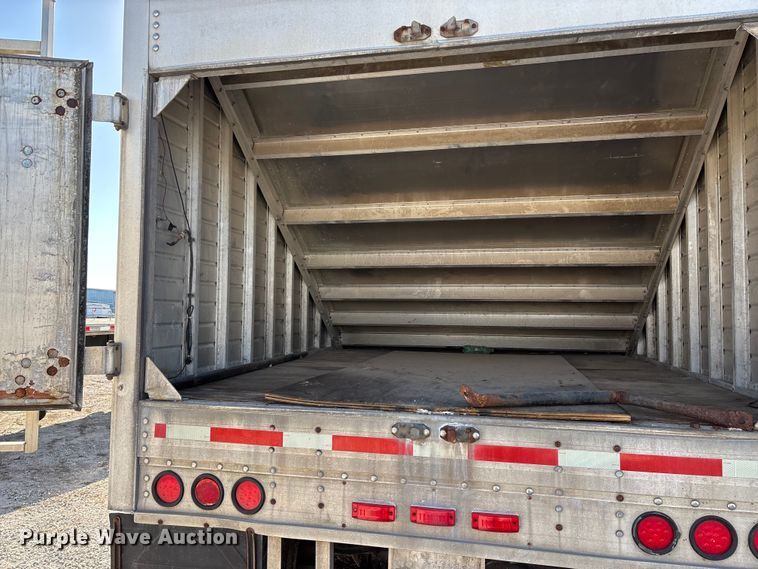 image for item FG0030 1993 Timpte grain trailer