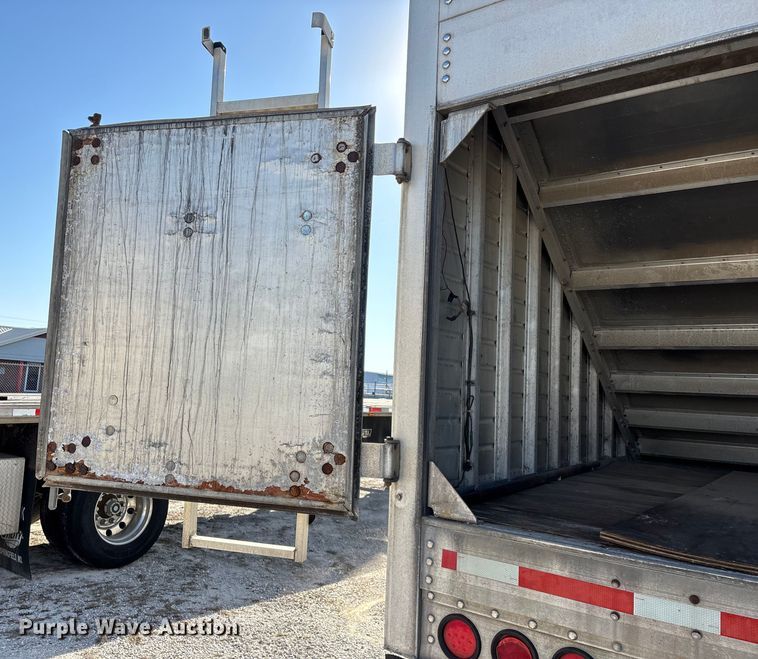 image for item FG0030 1993 Timpte grain trailer