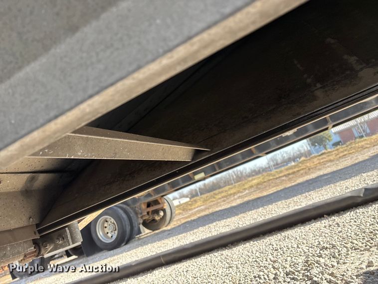 image for item FG0030 1993 Timpte grain trailer