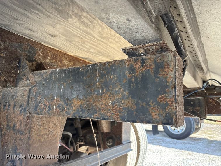 image for item FG0030 1993 Timpte grain trailer