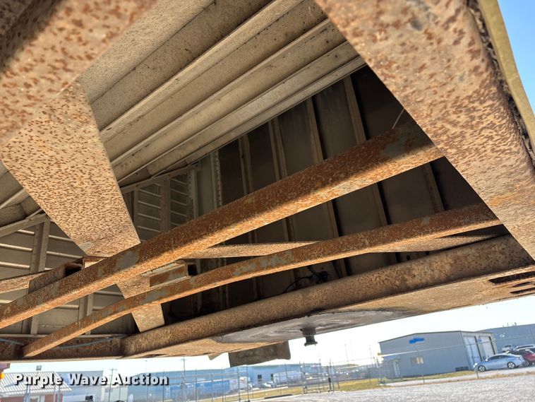 image for item FG0030 1993 Timpte grain trailer