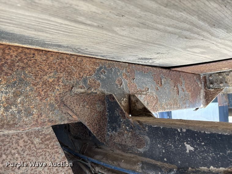 image for item FG0030 1993 Timpte grain trailer