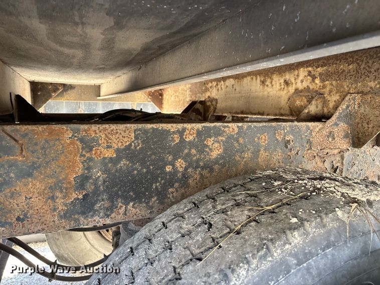 image for item FG0030 1993 Timpte grain trailer