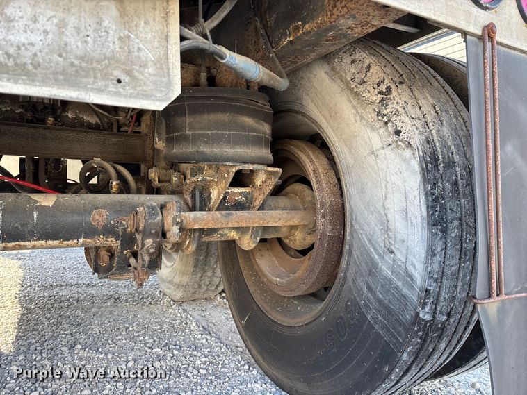 image for item FG0030 1993 Timpte grain trailer