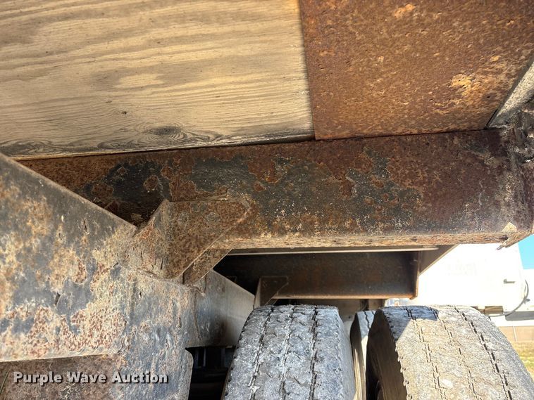 image for item FG0030 1993 Timpte grain trailer