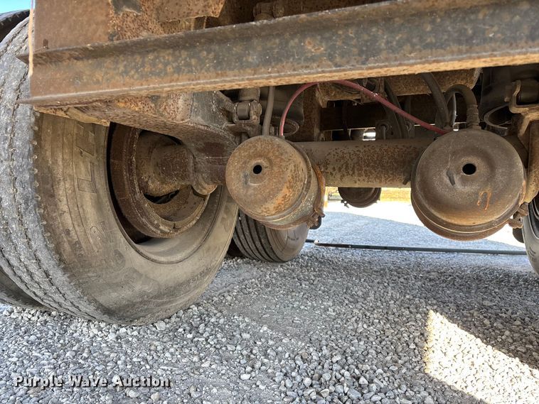 image for item FG0030 1993 Timpte grain trailer