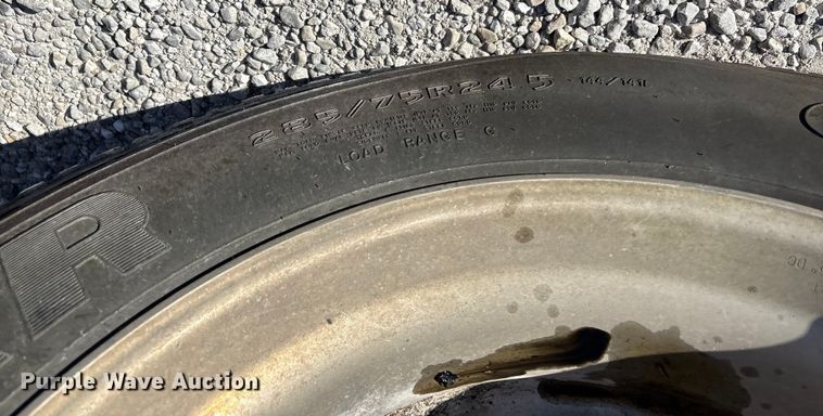 image for item FG0030 1993 Timpte grain trailer