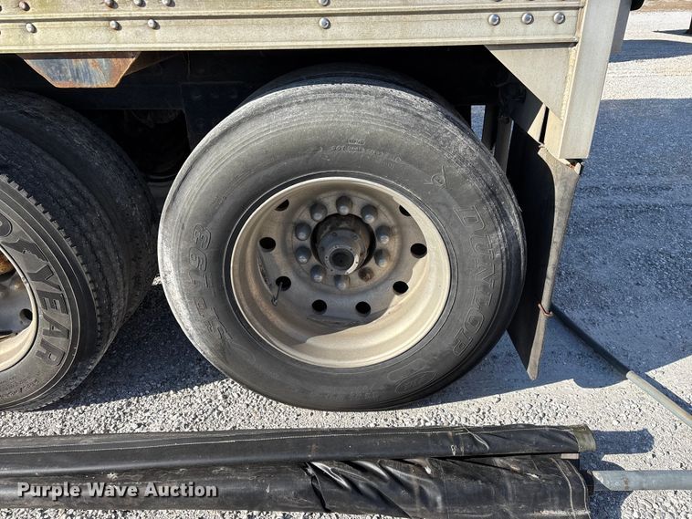 image for item FG0030 1993 Timpte grain trailer