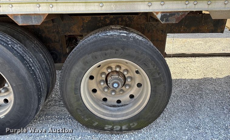 image for item FG0030 1993 Timpte grain trailer