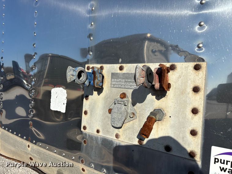 image for item FG0031 1992 Timpte grain trailer