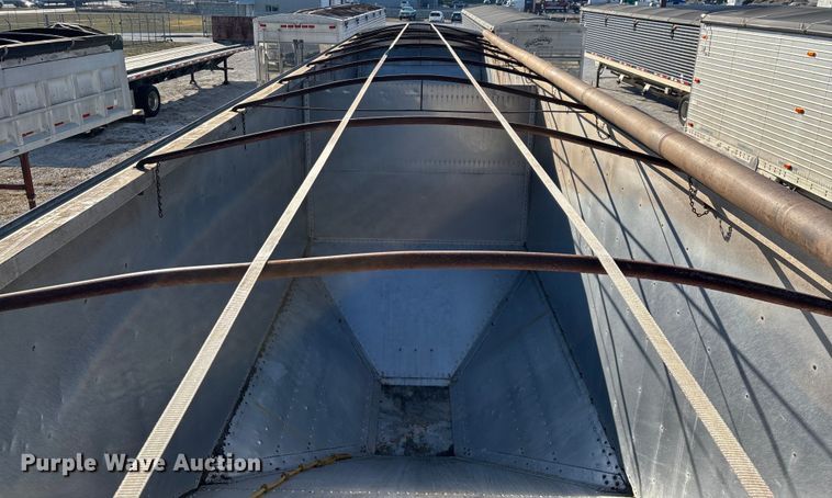 image for item FG0031 1992 Timpte grain trailer