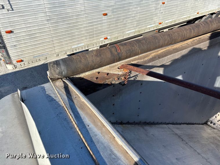 image for item FG0031 1992 Timpte grain trailer