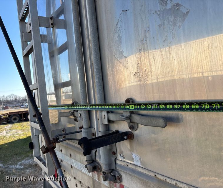 image for item FG0031 1992 Timpte grain trailer