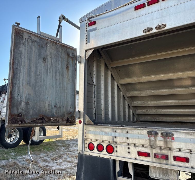 image for item FG0031 1992 Timpte grain trailer
