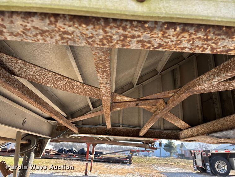 image for item FG0031 1992 Timpte grain trailer