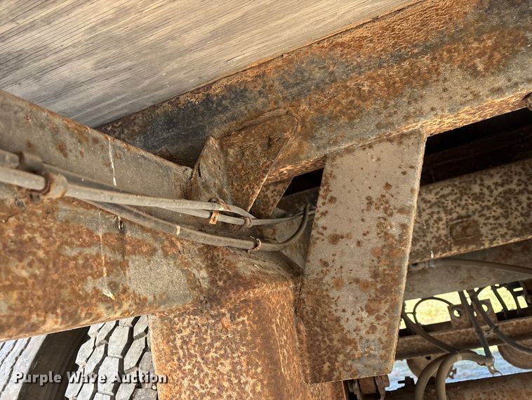 image for item FG0031 1992 Timpte grain trailer