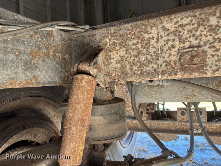 image for item FG0031 1992 Timpte grain trailer