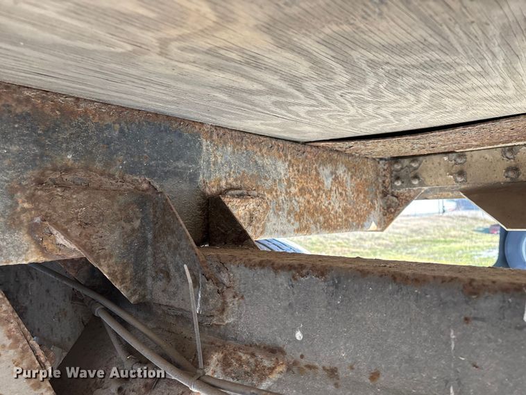 image for item FG0031 1992 Timpte grain trailer