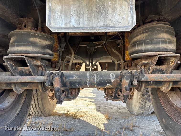 image for item FG0031 1992 Timpte grain trailer