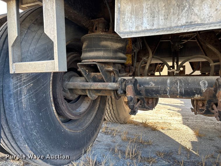 image for item FG0031 1992 Timpte grain trailer