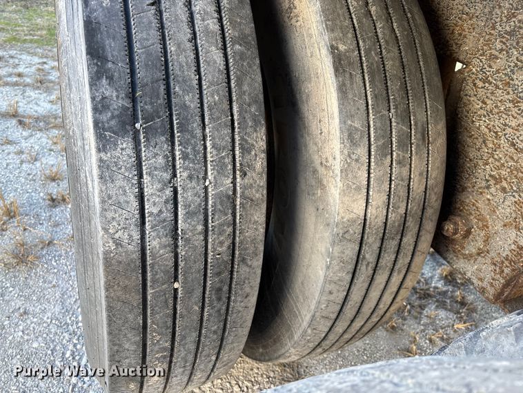 image for item FG0031 1992 Timpte grain trailer