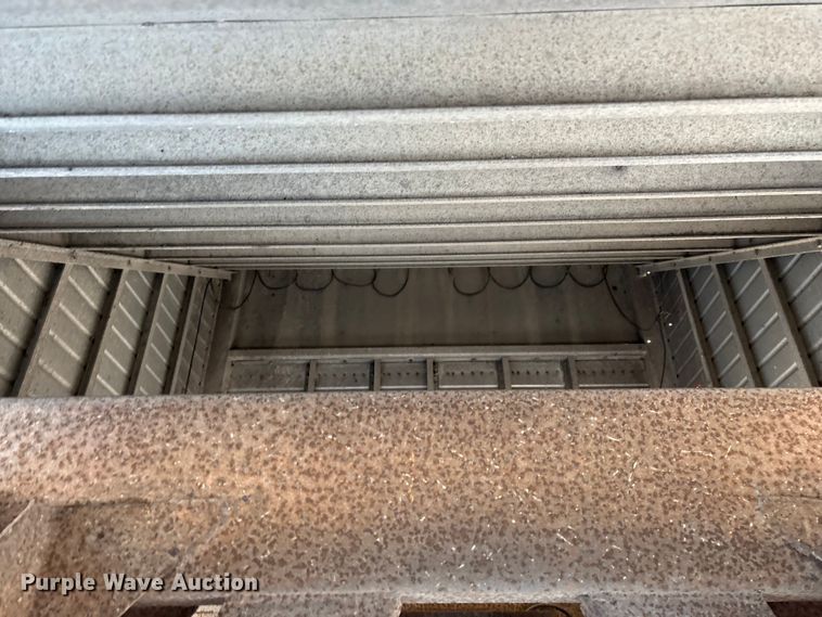 image for item FG0032 1990 Timpte Super Hopper grain trailer