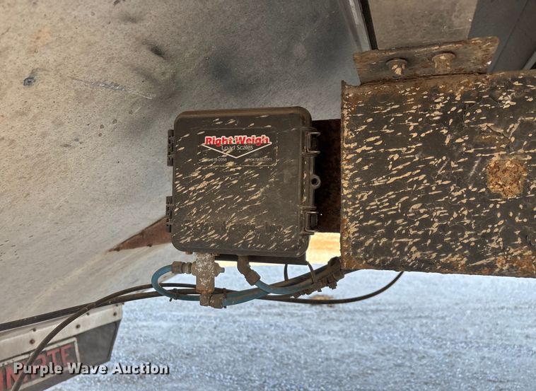 image for item FG0032 1990 Timpte Super Hopper grain trailer