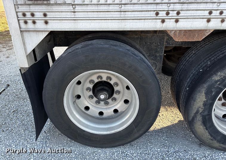 image for item FG0032 1990 Timpte Super Hopper grain trailer