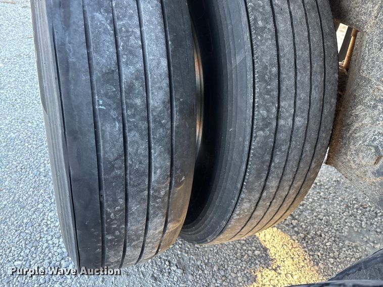 image for item FG0032 1990 Timpte Super Hopper grain trailer