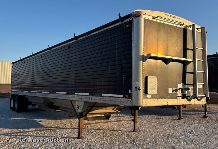 image for item FG0033 2007 Timpte Super Hopper grain trailer