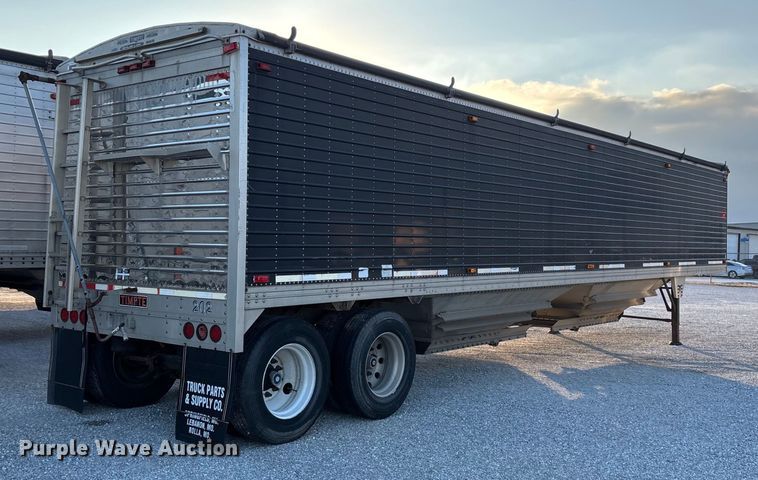 image for item FG0033 2007 Timpte Super Hopper grain trailer
