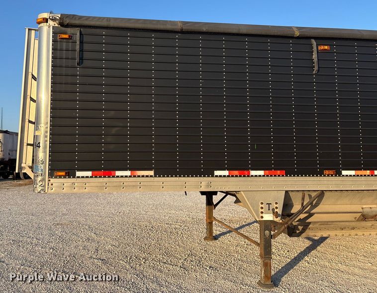 image for item FG0033 2007 Timpte Super Hopper grain trailer
