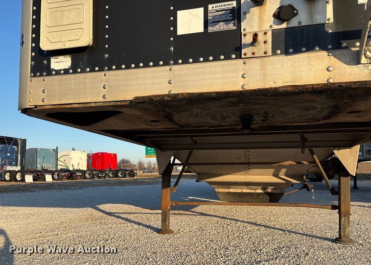 image for item FG0033 2007 Timpte Super Hopper grain trailer