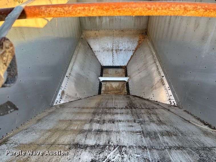 image for item FG0033 2007 Timpte Super Hopper grain trailer