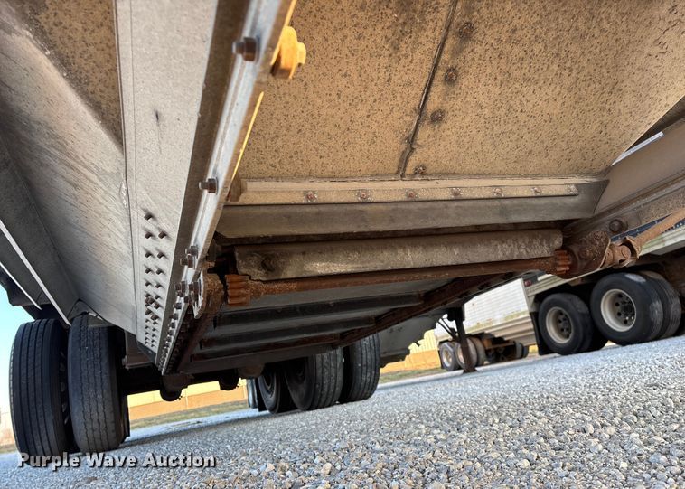 image for item FG0033 2007 Timpte Super Hopper grain trailer