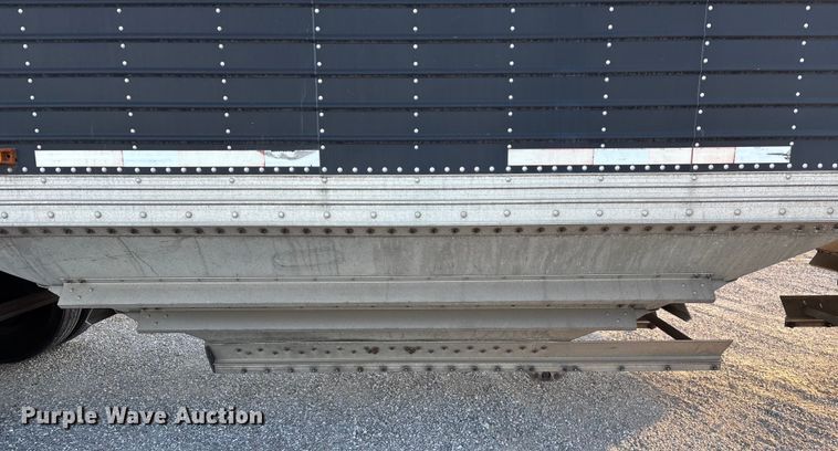 image for item FG0033 2007 Timpte Super Hopper grain trailer