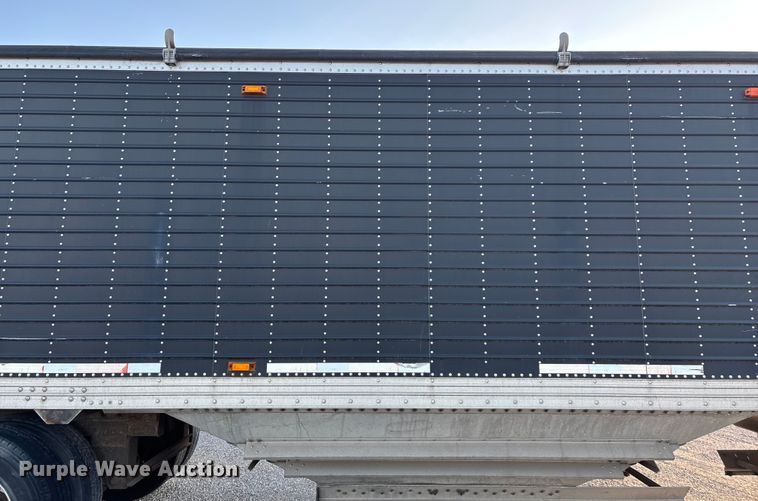 image for item FG0033 2007 Timpte Super Hopper grain trailer