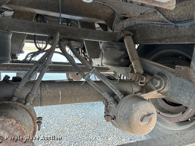 image for item FG0033 2007 Timpte Super Hopper grain trailer