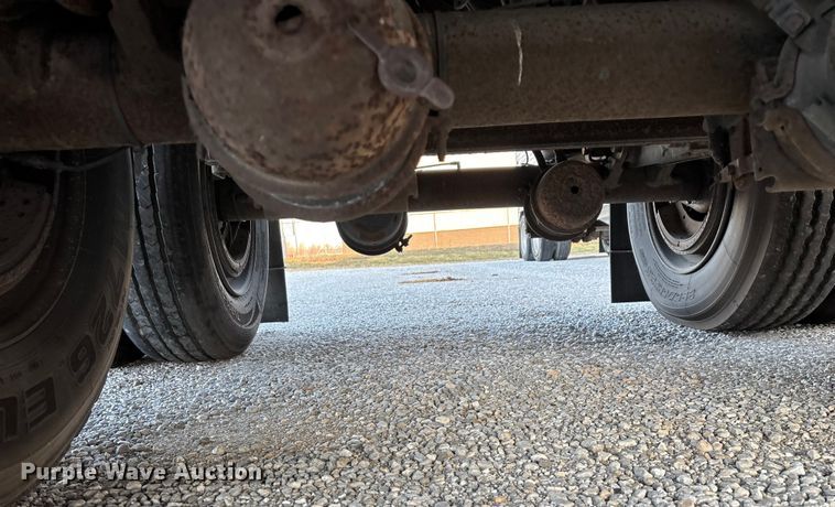 image for item FG0033 2007 Timpte Super Hopper grain trailer